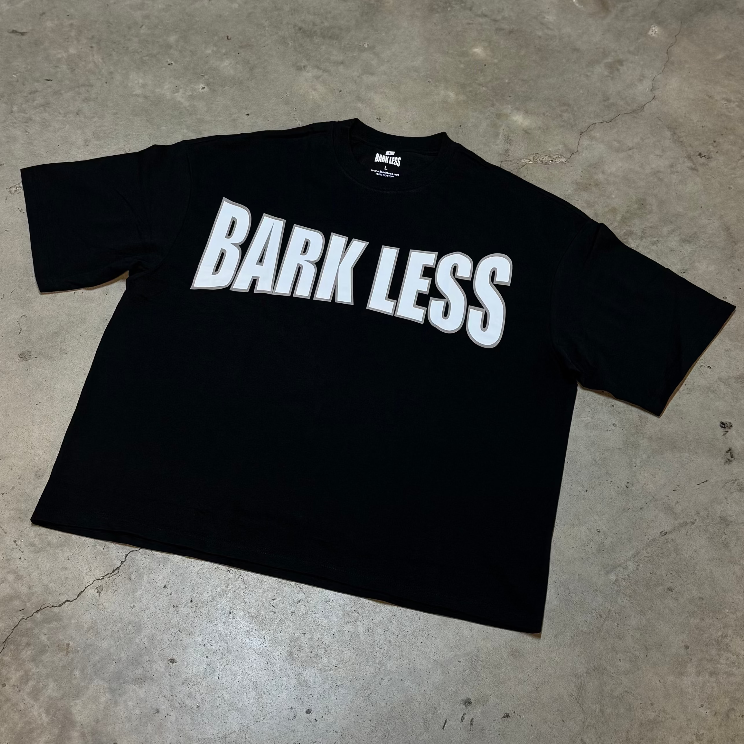 STAPLE TEE